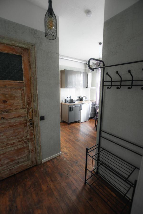 "Quiet Center" Apartment, Close To Train Station توكوموس المظهر الخارجي الصورة